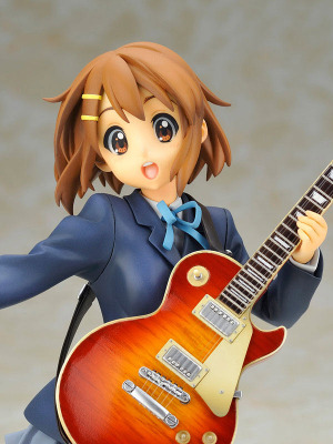 Photo4: Yui Hirasawa : Alter 1:8 PVC High Quality Figure (with Guitar !)